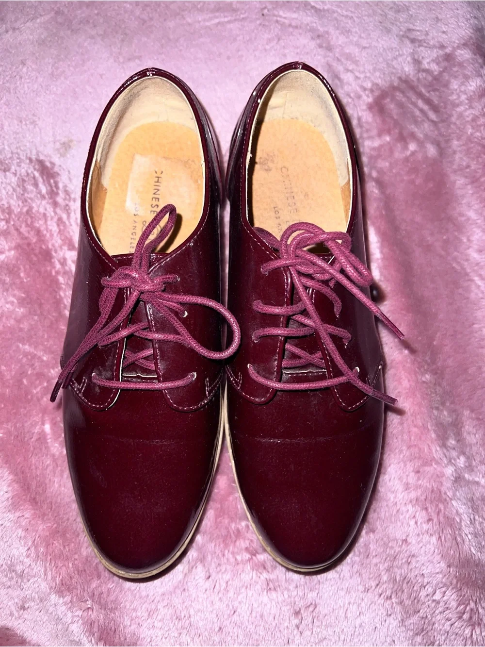 Women's Burgundy Lace-Up Oxford Shoes
